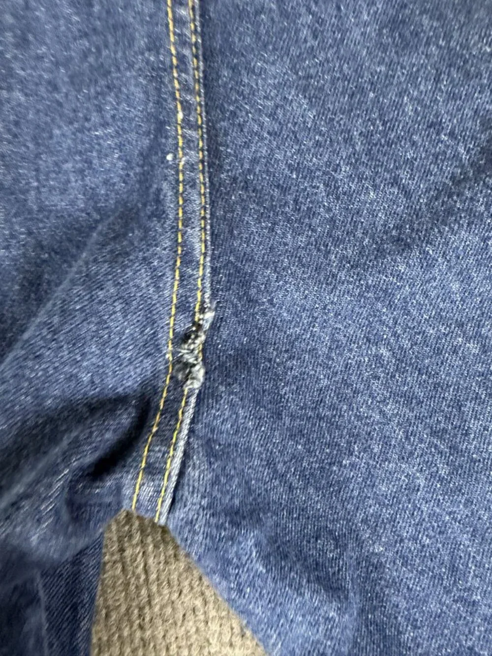 Wrangler Mens Blue Denim Relaxed Fit Jeans 99001SW Size 44x30